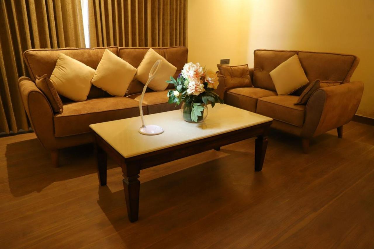 Haritma Resort Delhi  Buitenkant foto