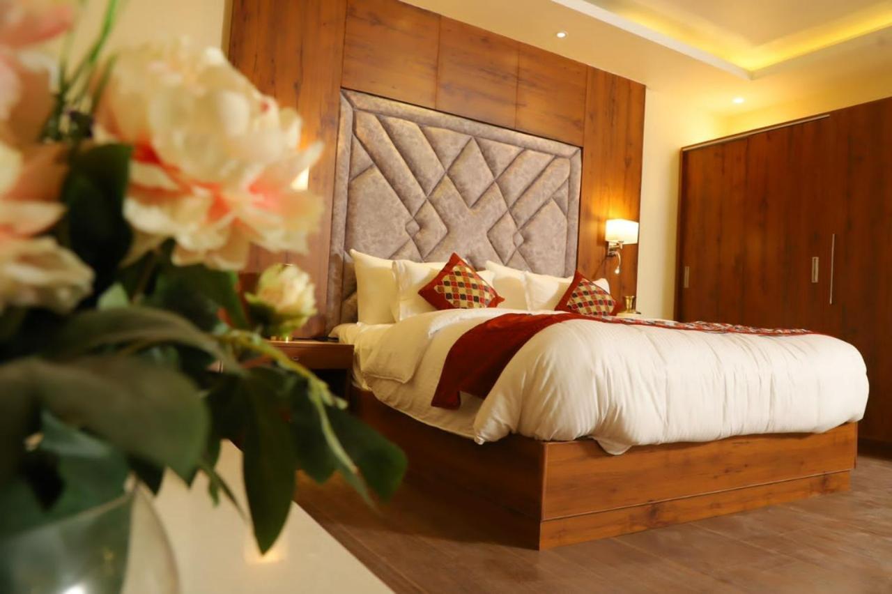 Haritma Resort Delhi  Buitenkant foto