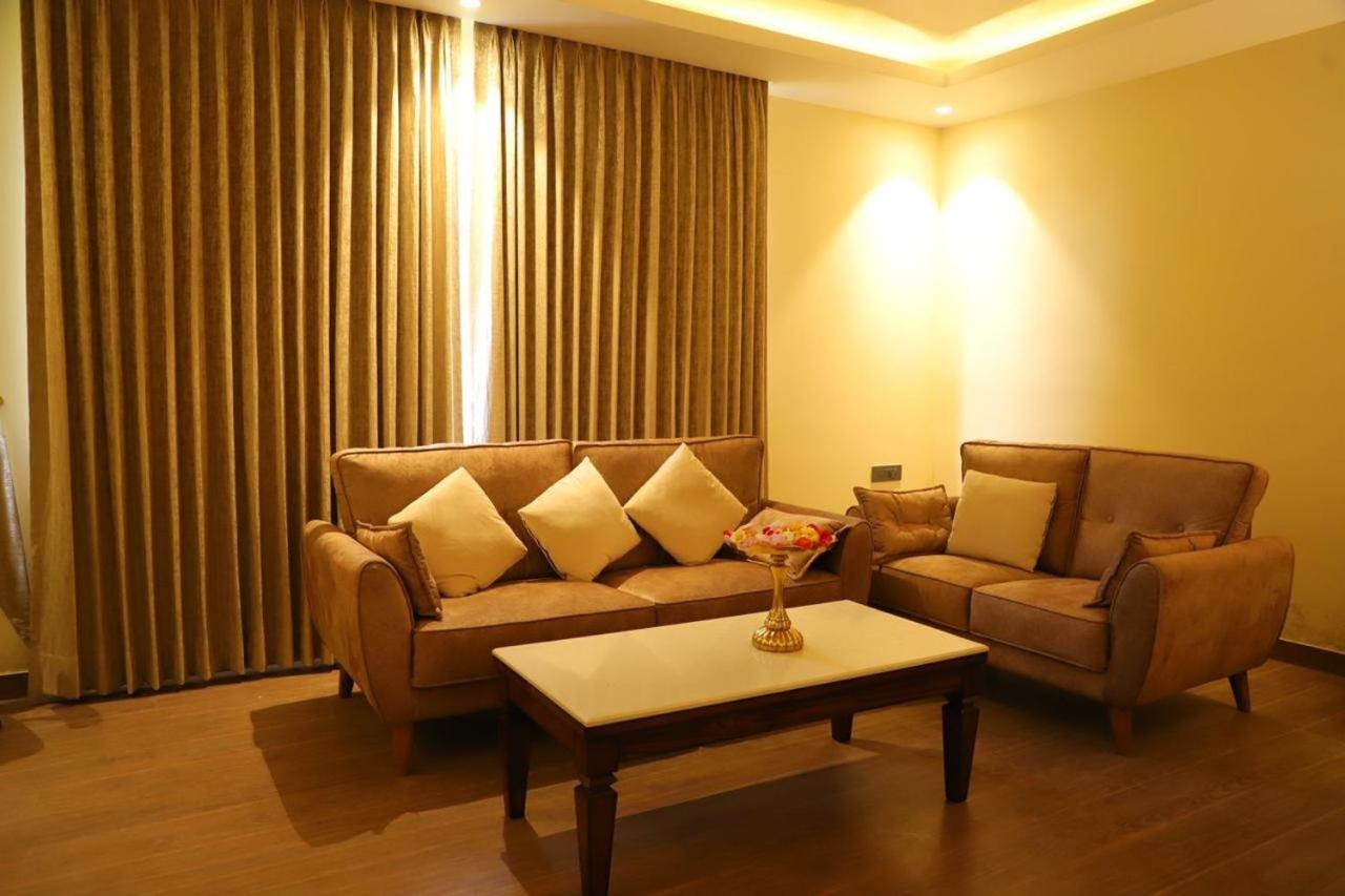 Haritma Resort Delhi  Buitenkant foto